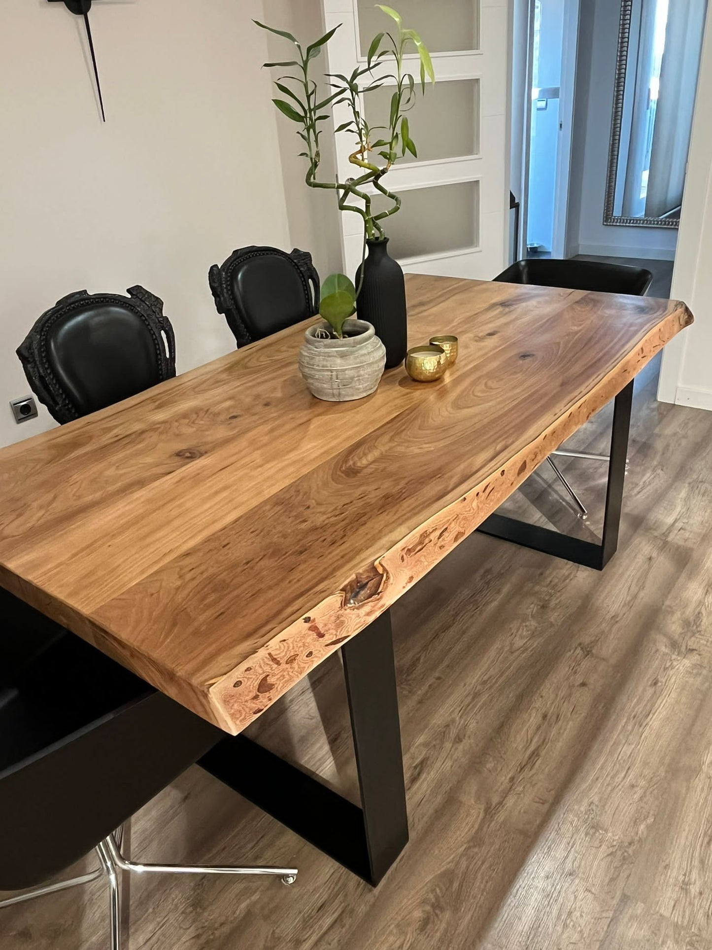 MESA DE COMEDOR DE MADERA MACISA