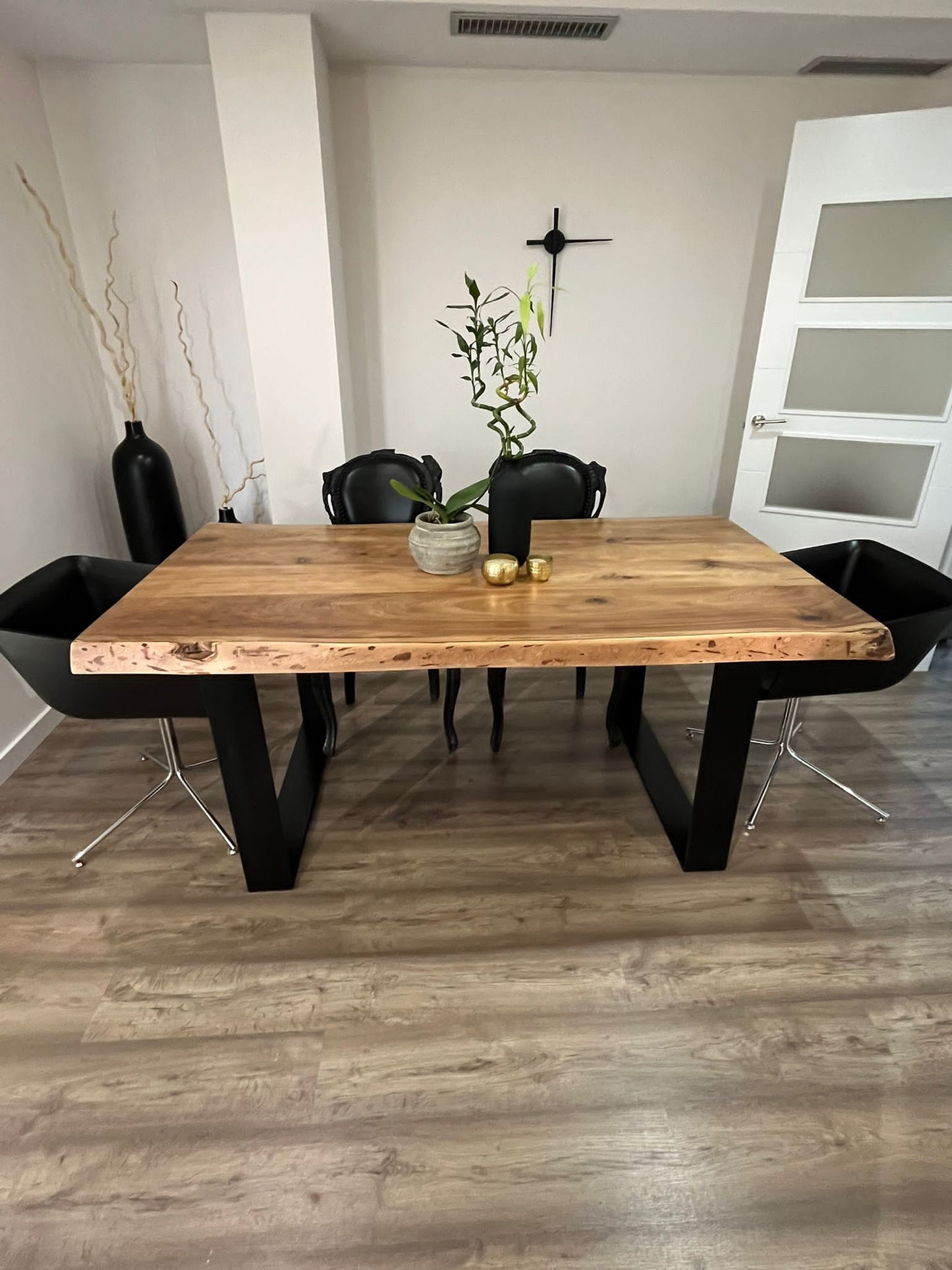 MESA DE COMEDOR DE MADERA MACISA